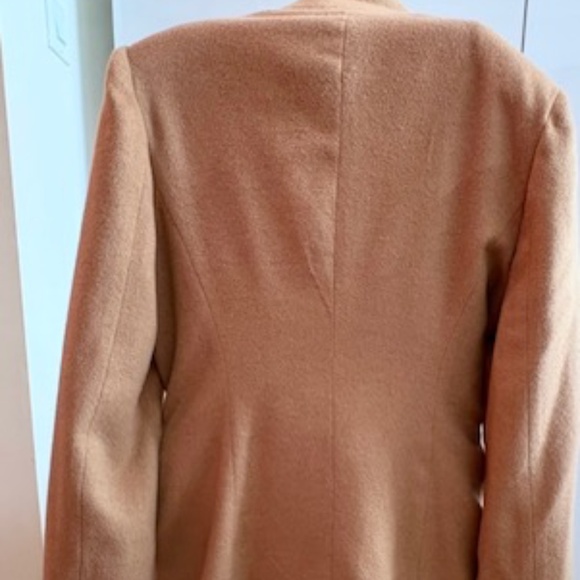 Cashmere Blazer - Picture 2 of 3